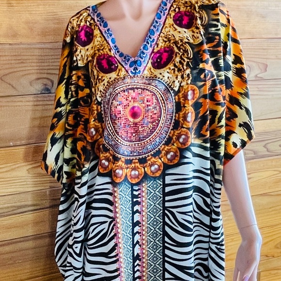 SHORE DRIVE NWT Leopard ZEBRA PEARLS Print CAFTAN O/S - Picture 9 of 13